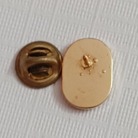 CUTE Vintage Olympic Games Canada PIN Gems - Picture 3 of 3